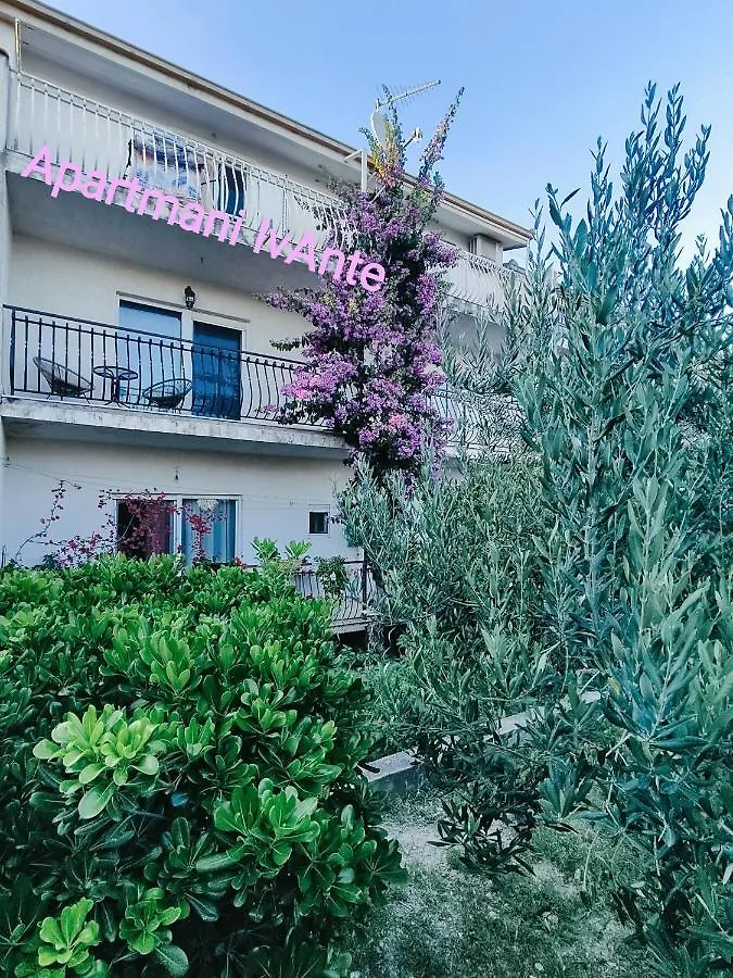 Apartment Ivante Kastela Croatia